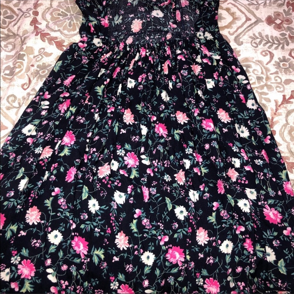 Hollister Floral Dress - Picture 2 of 6